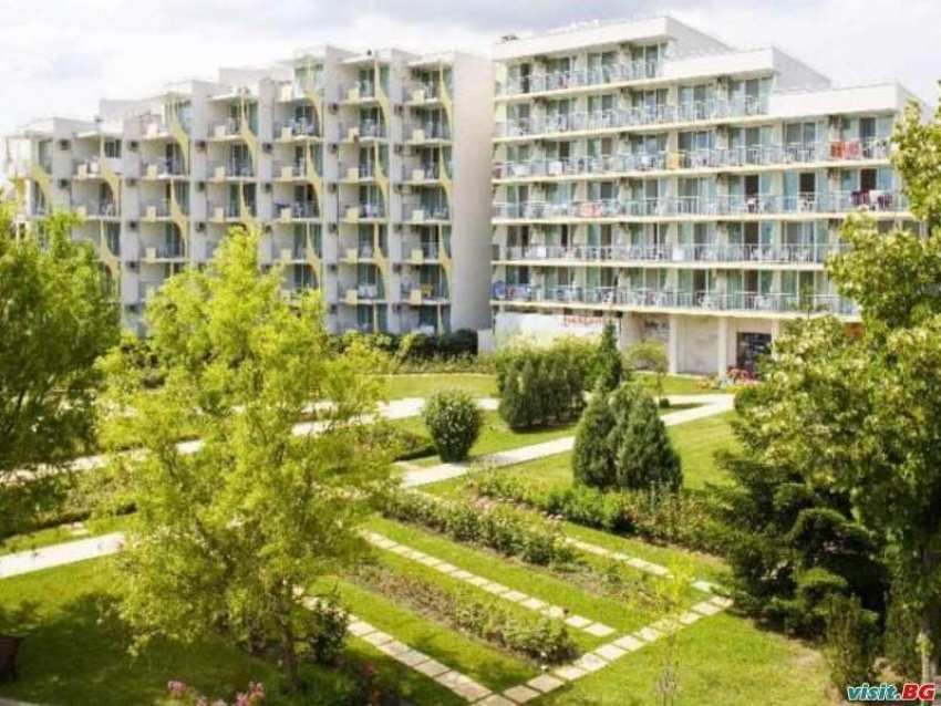 До плажа в Албена All inclusive с плаж цена на човек след до 01.07 в хотел Лагуна Маре До плажа в Албена All inclusive с плаж цена на човек след до 01.07 в хотел Лагуна Маре