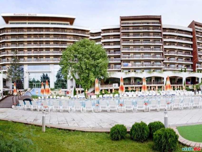 5-звездна All inclusive и СПА наслада на морския бряг през есента и зимата, уикенд в Хотел Фламинго Гранд, Албена 5-звездна All inclusive и СПА наслада на морския бряг през есента и зимата, уикенд в Хотел Фламинго Гранд, Албена