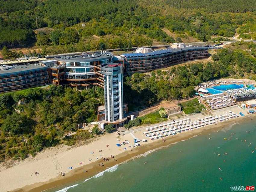 Първа линия Лукс лято 2025, Ultra All Inclusive до 05.07 в Парадайз бийч Първа линия Лукс лято 2025, Ultra All Inclusive до 05.07 в Парадайз бийч