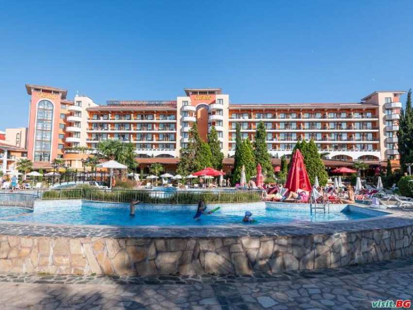 Лятна почивка 2026 в Слънчев бряг, All inclusive до 03.07 и след 25.08 в Хотел Хризантема