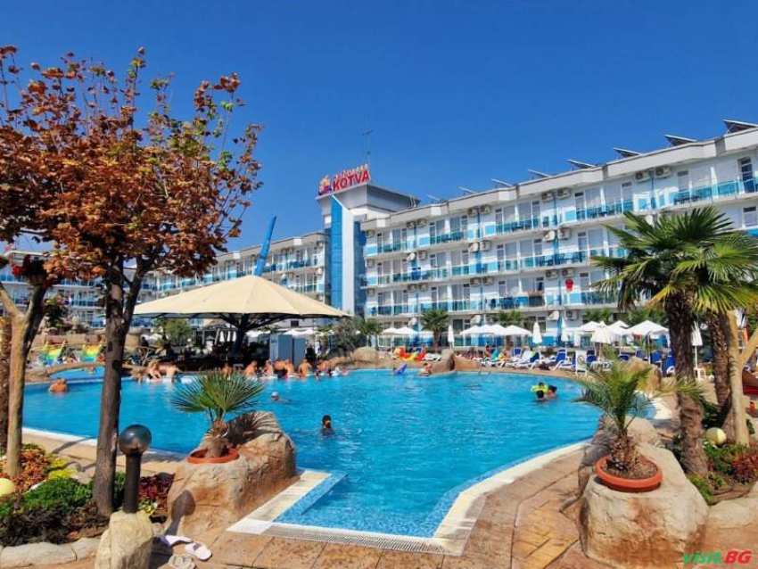 На море лято 2025 с Мини аква парк, All Inclusive до 05.07 в хотел Котва, Сл.бряг
