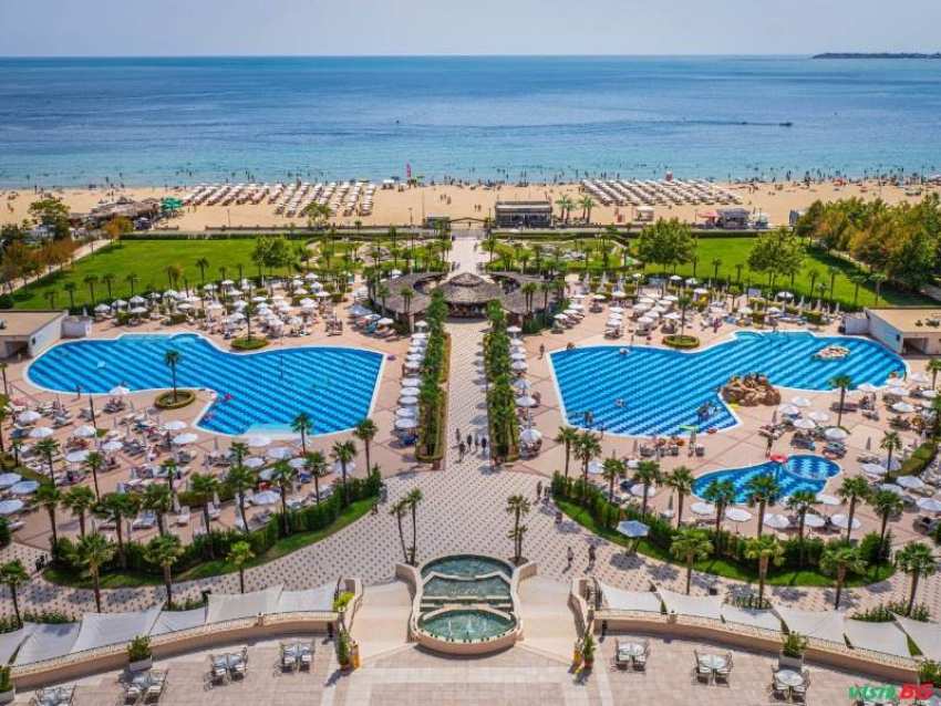 На първа линия в Слънчев Бряг на море 2026, Ultra all inclusive до 20.06 в Хотел Маджестик