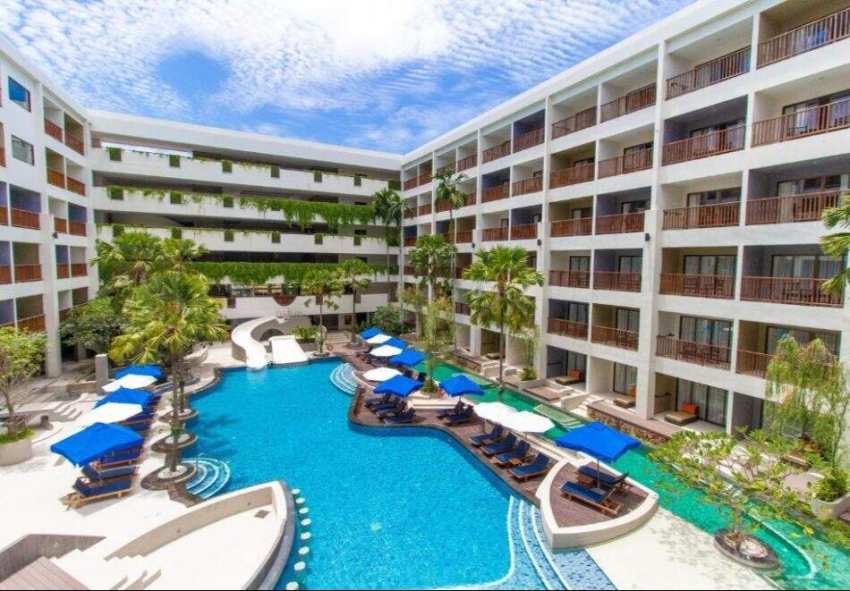  Екзотична почивка на о-в Пукет с полет от София + 8 нощувки на човек със закуски в Deveena Plaza Patong 4* 