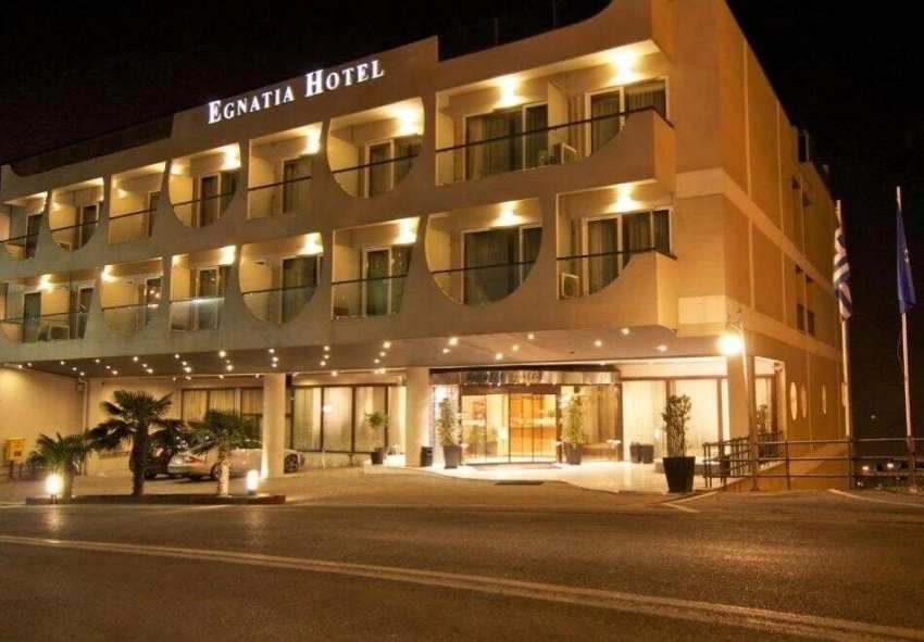  Коледа в Кавала, Гърция! 4 нощувки на човек със закуски + Коледна Гала вечеря в Egnatia City Hotel &amp; Spa**** 