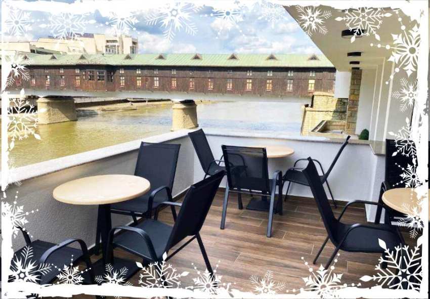  Коледа в Ловеч! 2 или повече нощувки на човек със закуски в хотел Покрит мост 