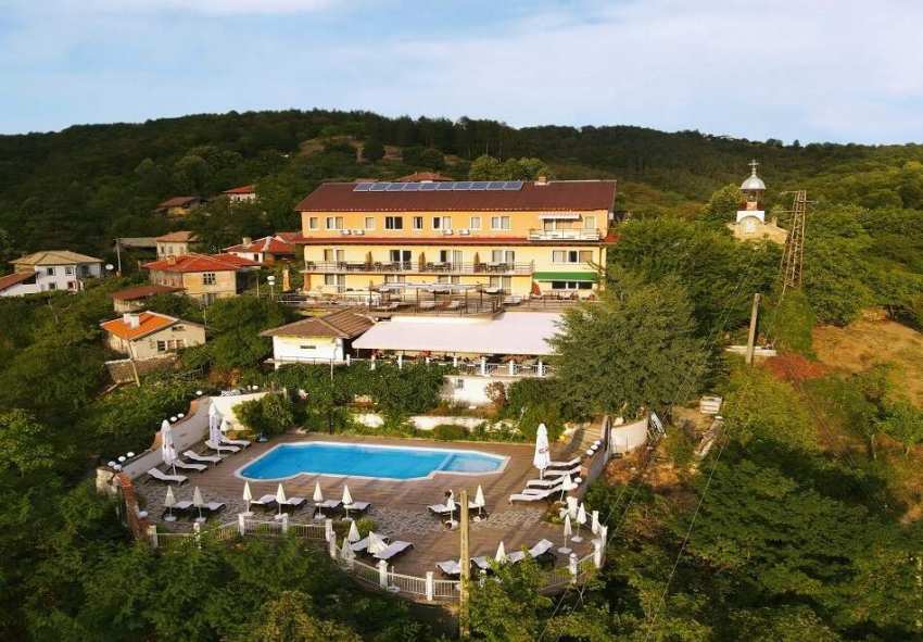 Нощувка на човек със закуска в Семеен хотел Балани, до Габрово Нощувка на човек със закуска в Семеен хотел Балани, до Габрово