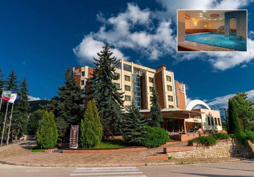  Винен тур край Белоградчик! Нощувка със закуска на човек + дегустация във винарска изба &quot;Магура&quot; - Дълбоко в сърцето на пещерата + басейн с релакс зона в хотел Скалите 