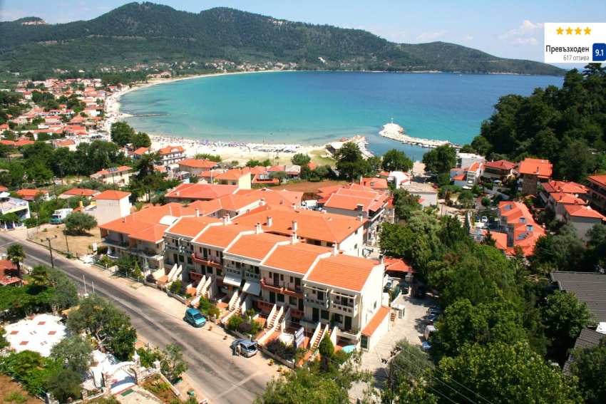  На 150м. от плажа в Ntinas Filoxenia Hotel &amp; Spa****, о. Тасос! Нощувка за ДВАМА със закуска и вечеря + басейни. Дете до 12г. БЕЗПЛАТНО! 