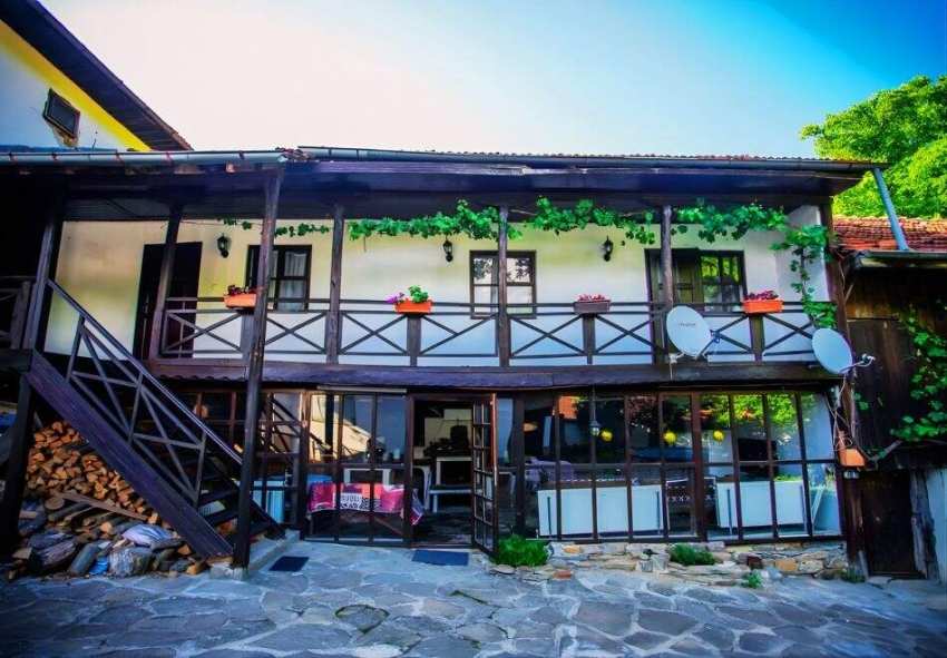 С компания в Троянския Балкан! Наем на самостоятелна вила за 6 човека с механа и барбекю от Къща за гости Планинска среща, с.Балканец С компания в Троянския Балкан! Наем на самостоятелна вила за 6 човека с механа и барбекю от Къща за гости Планинска среща, с.Балканец